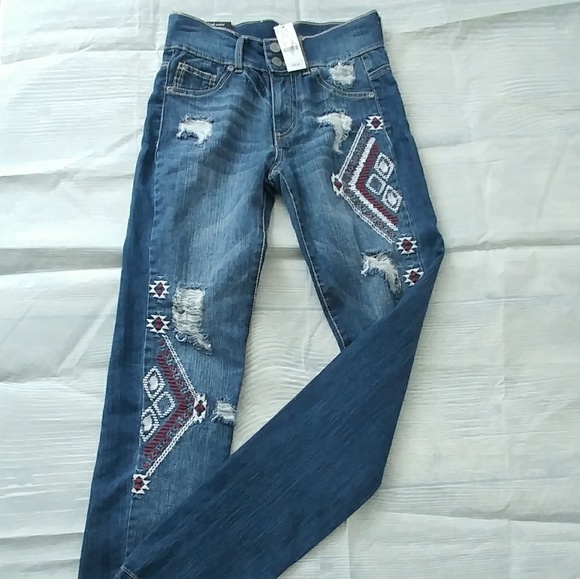 New York & Company Denim - ❤❤ New York & Co. Skinny Jeans